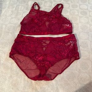 Adore me red set